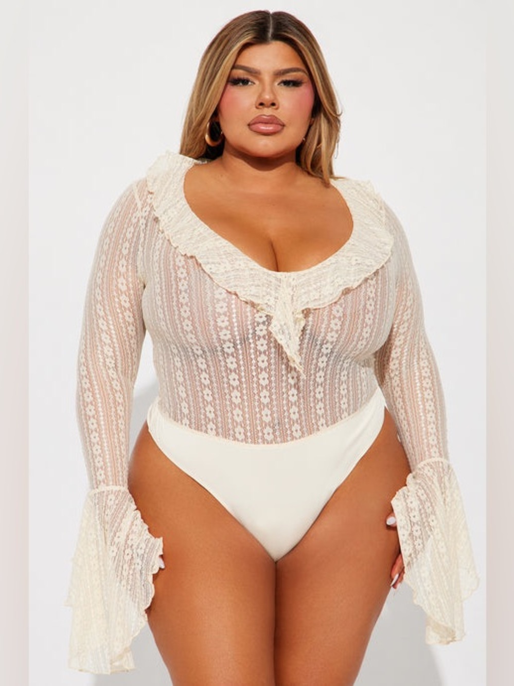 Fashion Nova Cream Lace Ruffle Bodysuit NWT